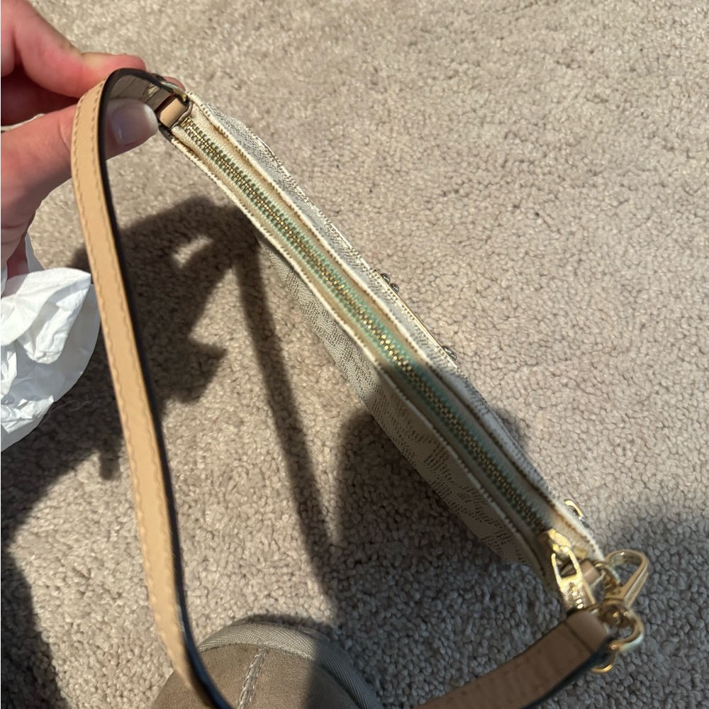 Michael Kors Ivory Logo Clutch - Picture 7 of 7